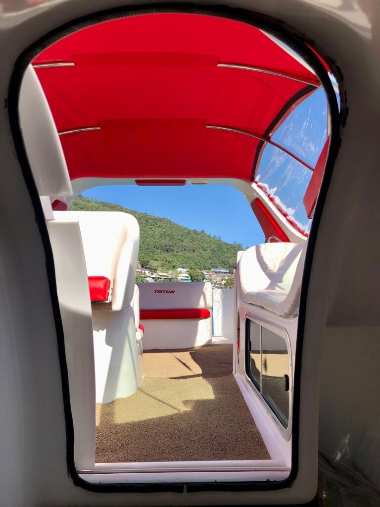 Triton 270