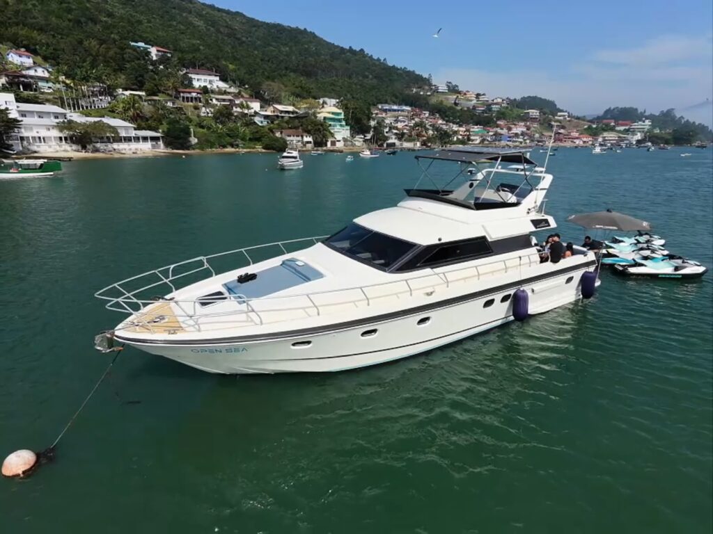 Intermarine 500
