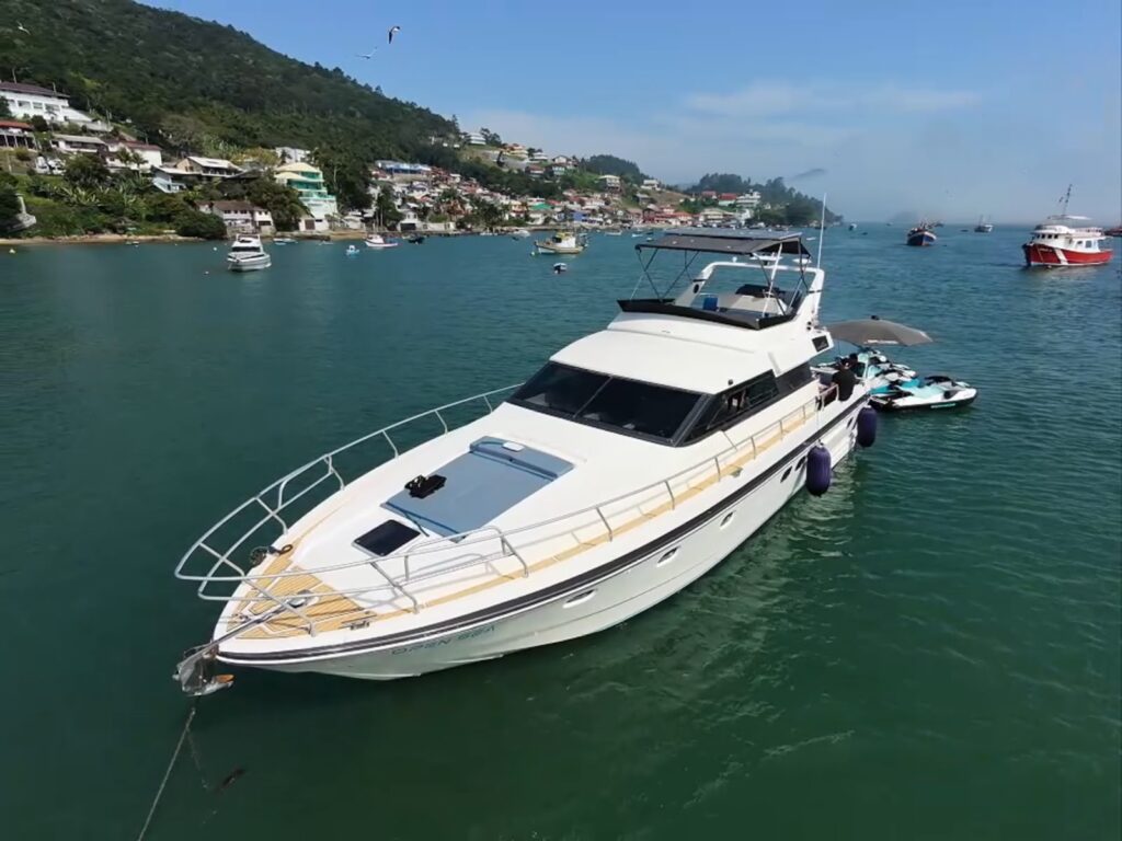 Intermarine 500