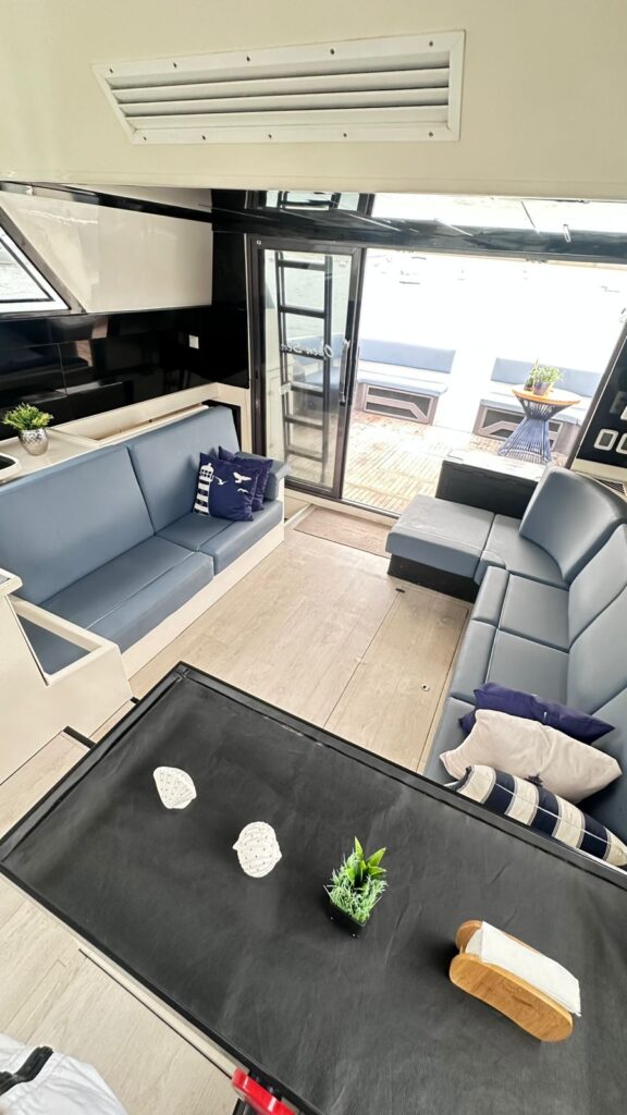Intermarine 500