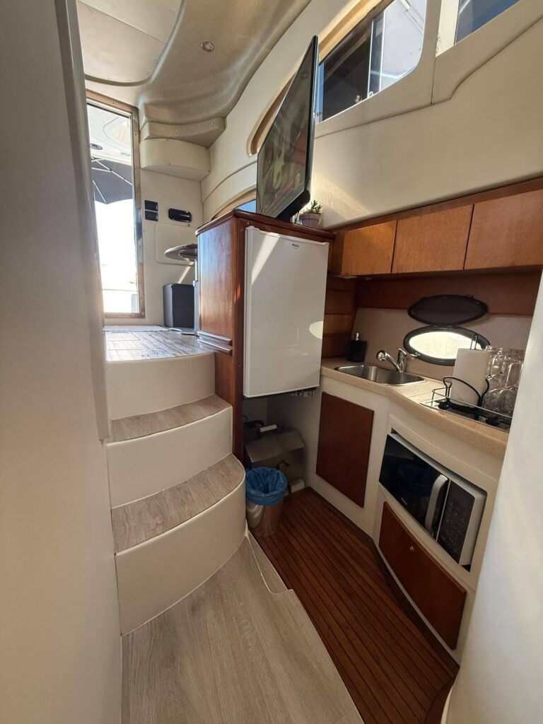 Azimut 380