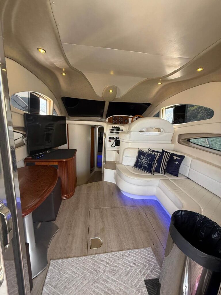 Azimut 380