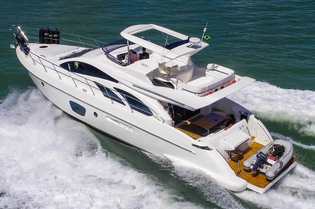 Azimut 600